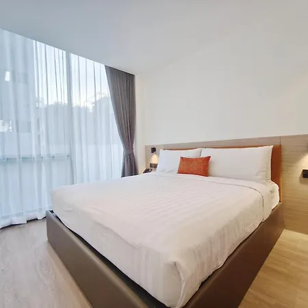 Citichic Sukhumvit 13 By Compass Hospitality Bangkok Exterior photo