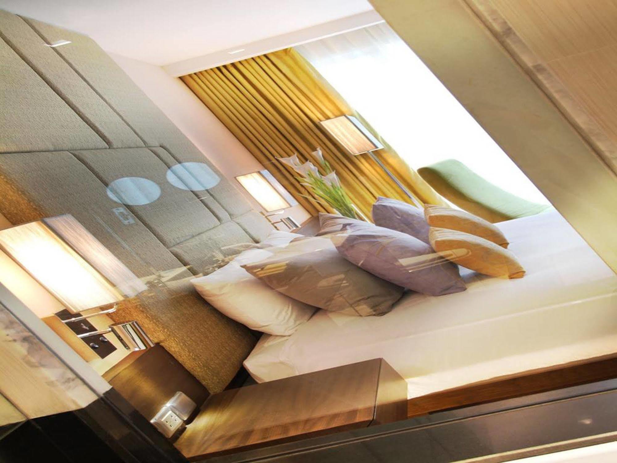 Citichic Sukhumvit 13 By Compass Hospitality - Newly Renovated Hotel Bangkok