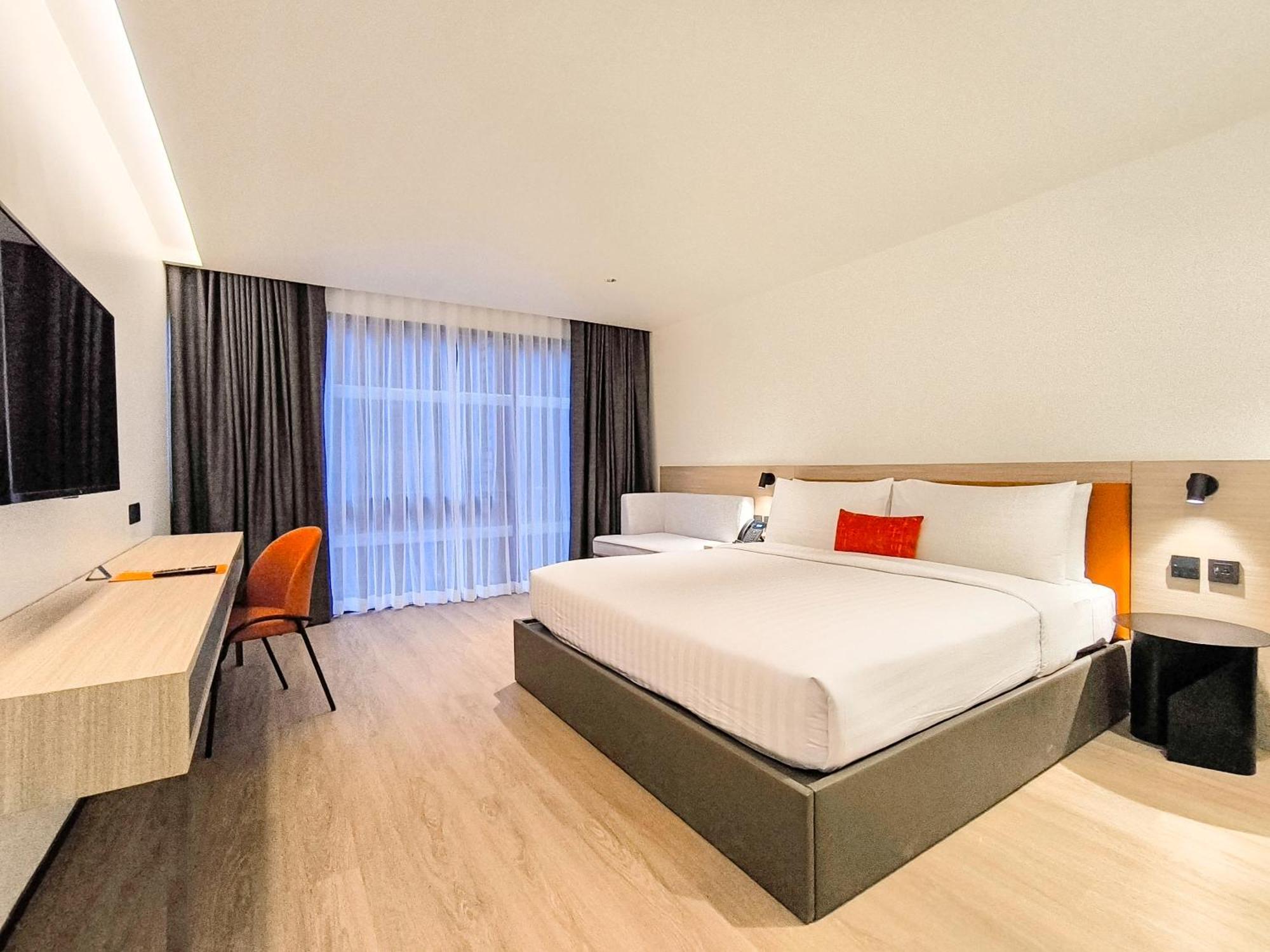 Citichic Sukhumvit 13 By Compass Hospitality - Newly Renovated Hotel
